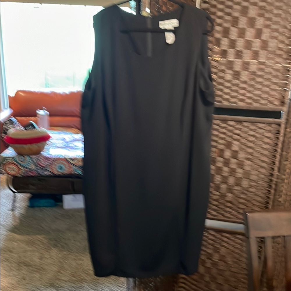 Dressbarn Black Sheath Midi Dress Crew Neck Sleeveless
